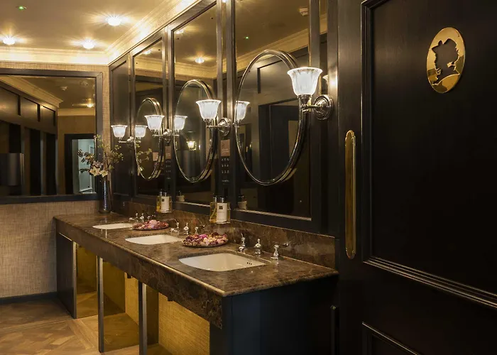 卡斯蒂斯酒店 酒店