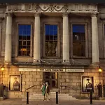 Cassidys Hotel 4*